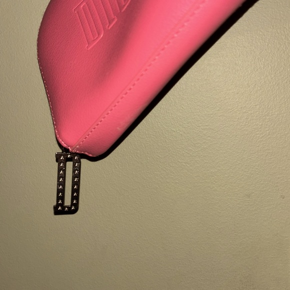 Dior makeup bag - Picture 2 of 3